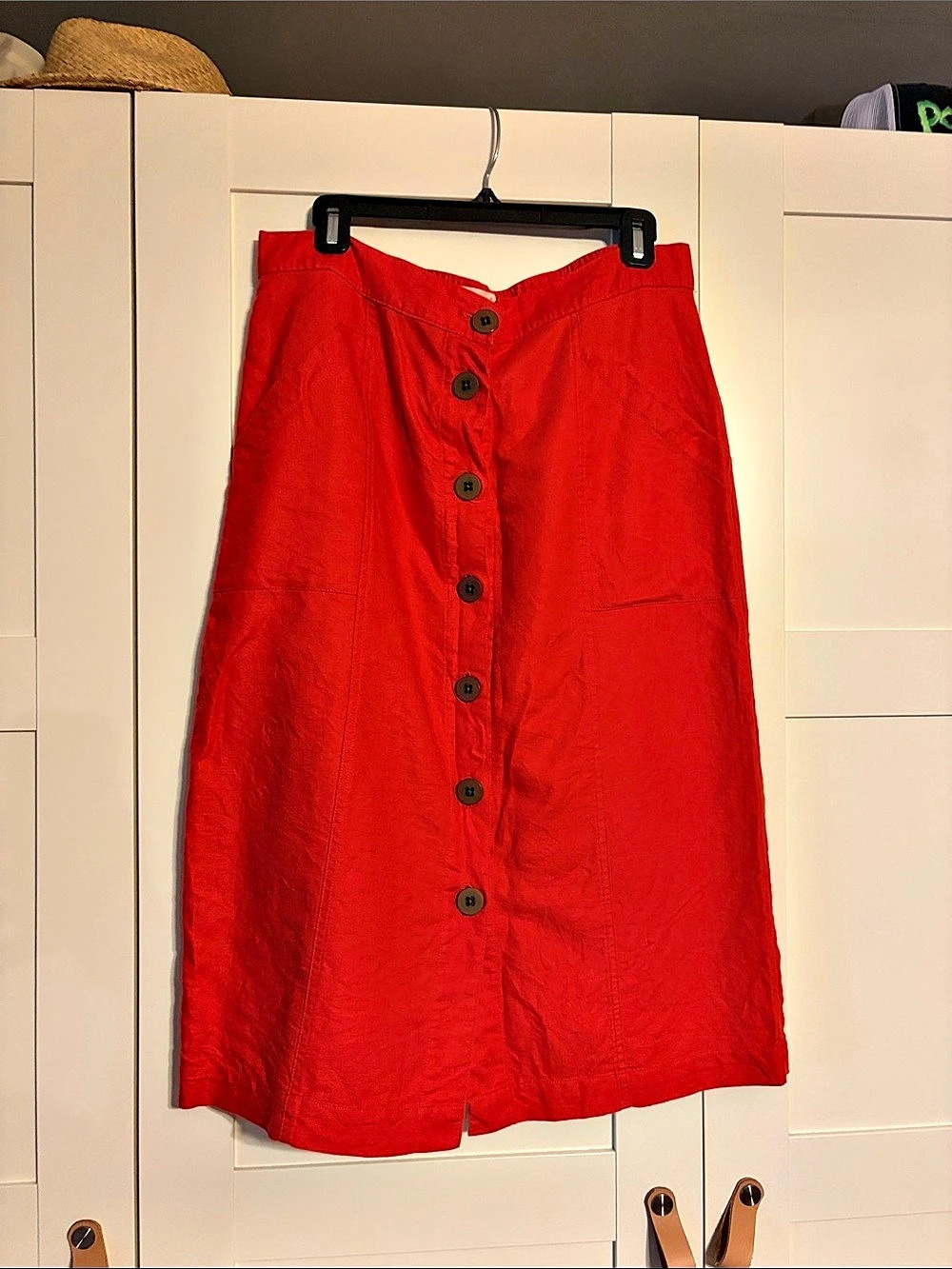 Universal Threads Button-Front Midi Skirt in Red Like New